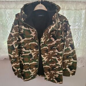 Camouflage Hooded Jacket